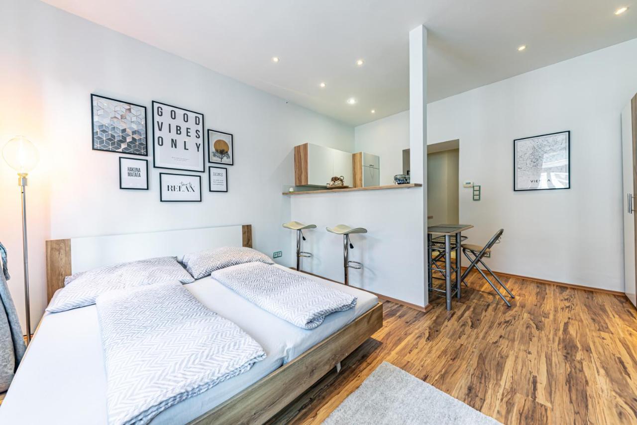 Cozy + Trendy By Jr City Apartments Вена Экстерьер фото