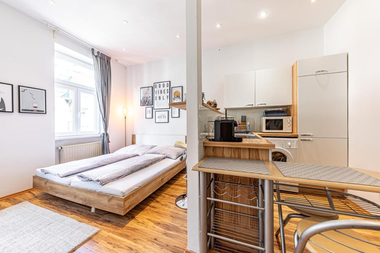 Cozy + Trendy By Jr City Apartments Вена Экстерьер фото