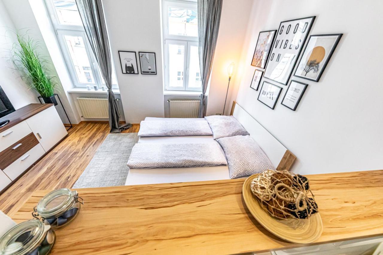 Cozy + Trendy By Jr City Apartments Вена Экстерьер фото